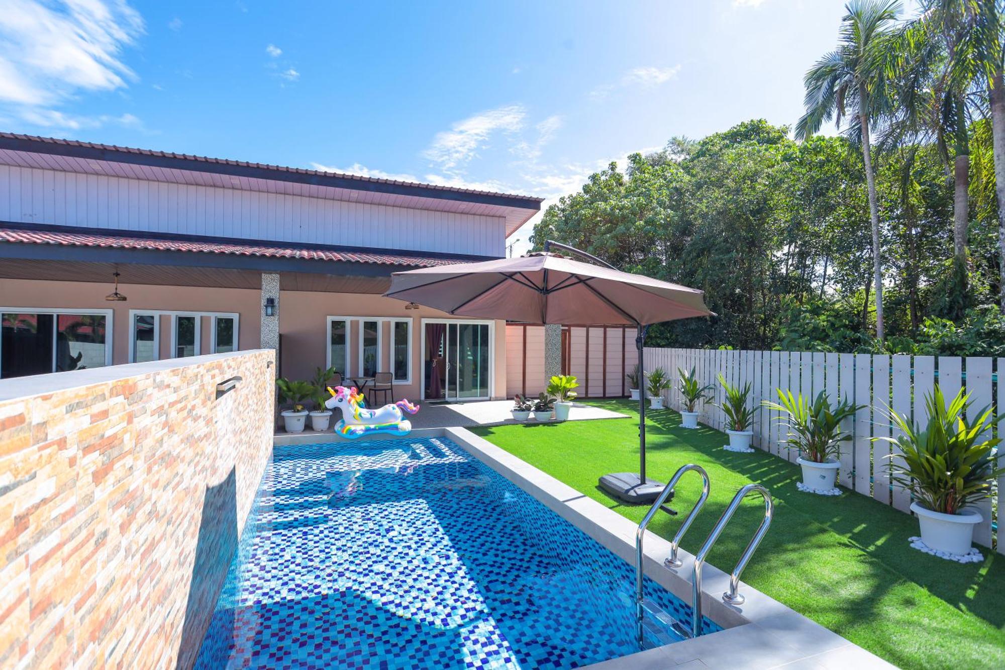 D' Village Cottage 2 - Private Pool Villa Pantai Cenang  Exterior photo