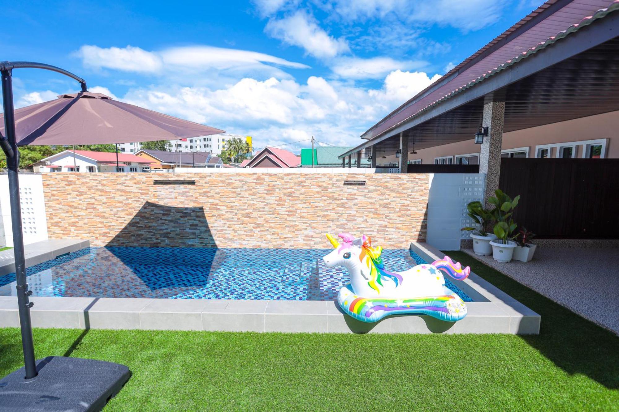 D' Village Cottage 2 - Private Pool Villa Pantai Cenang  Exterior photo